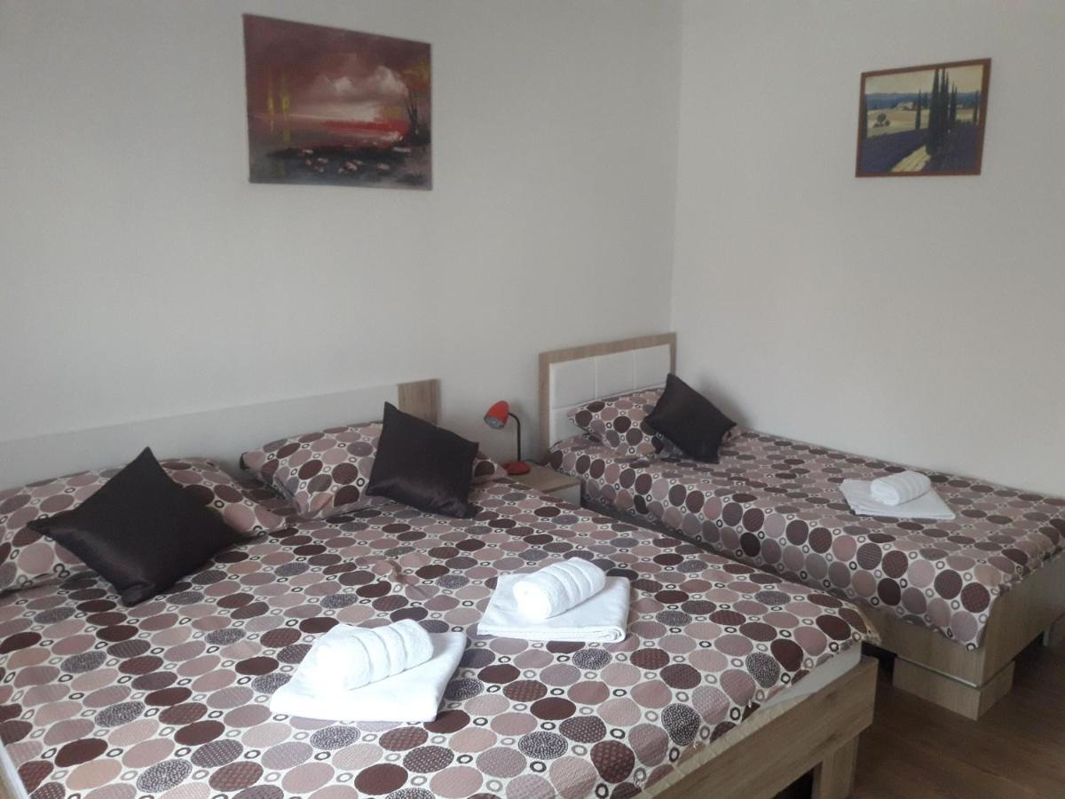Apartment Gabi Smoljanac Buitenkant foto