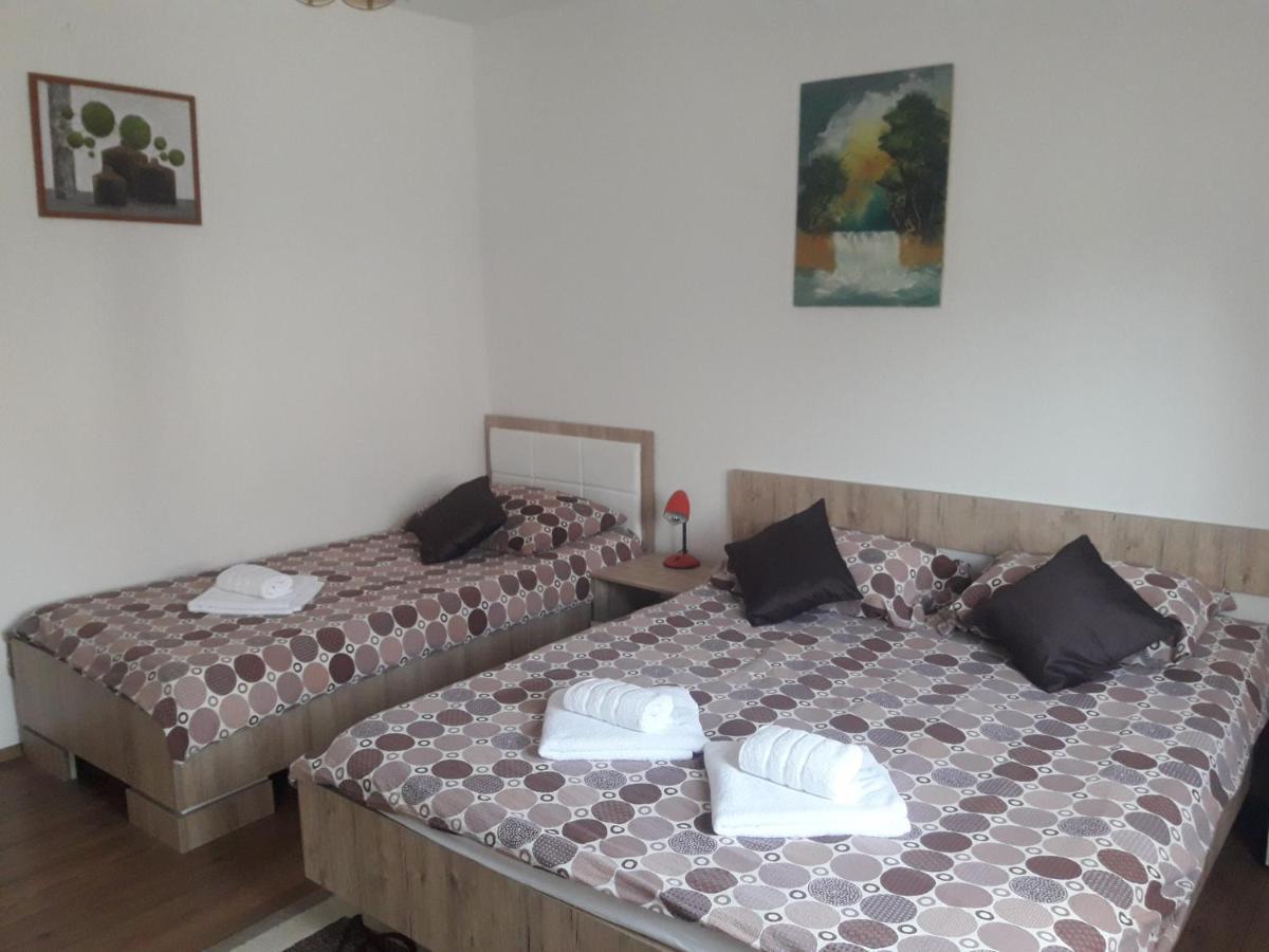 Apartment Gabi Smoljanac Buitenkant foto