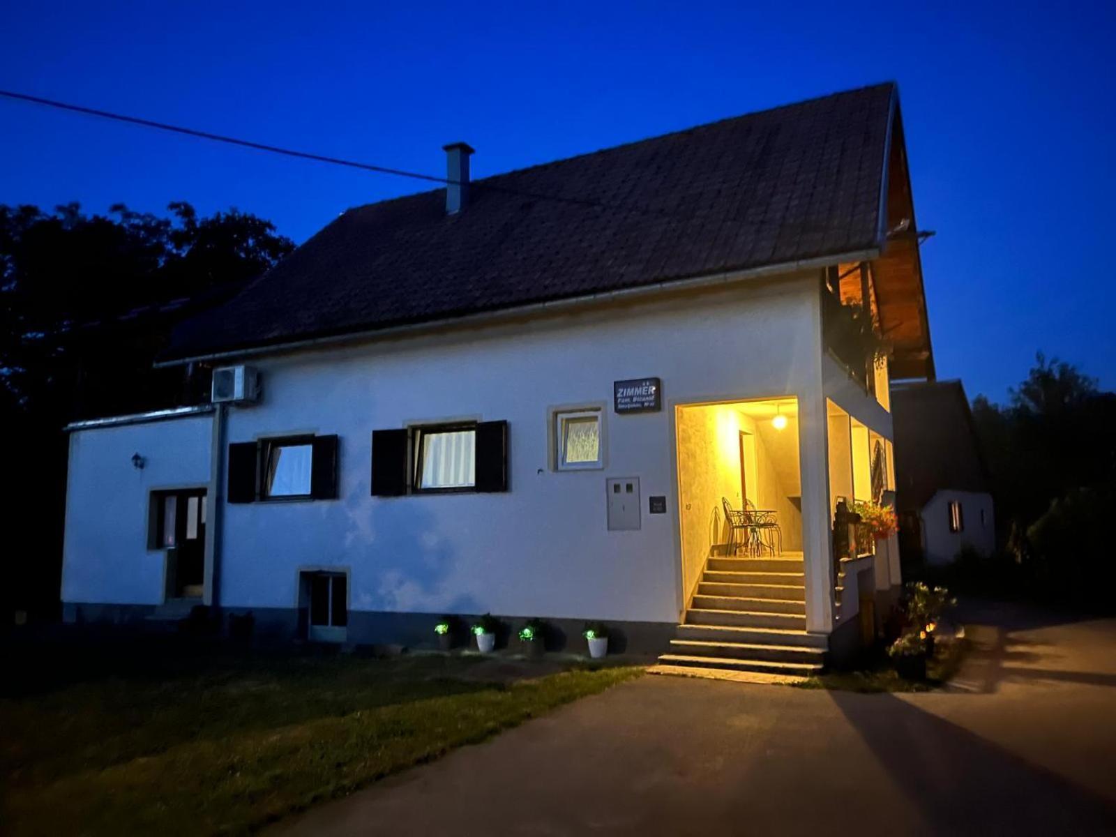 Apartment Gabi Smoljanac Buitenkant foto