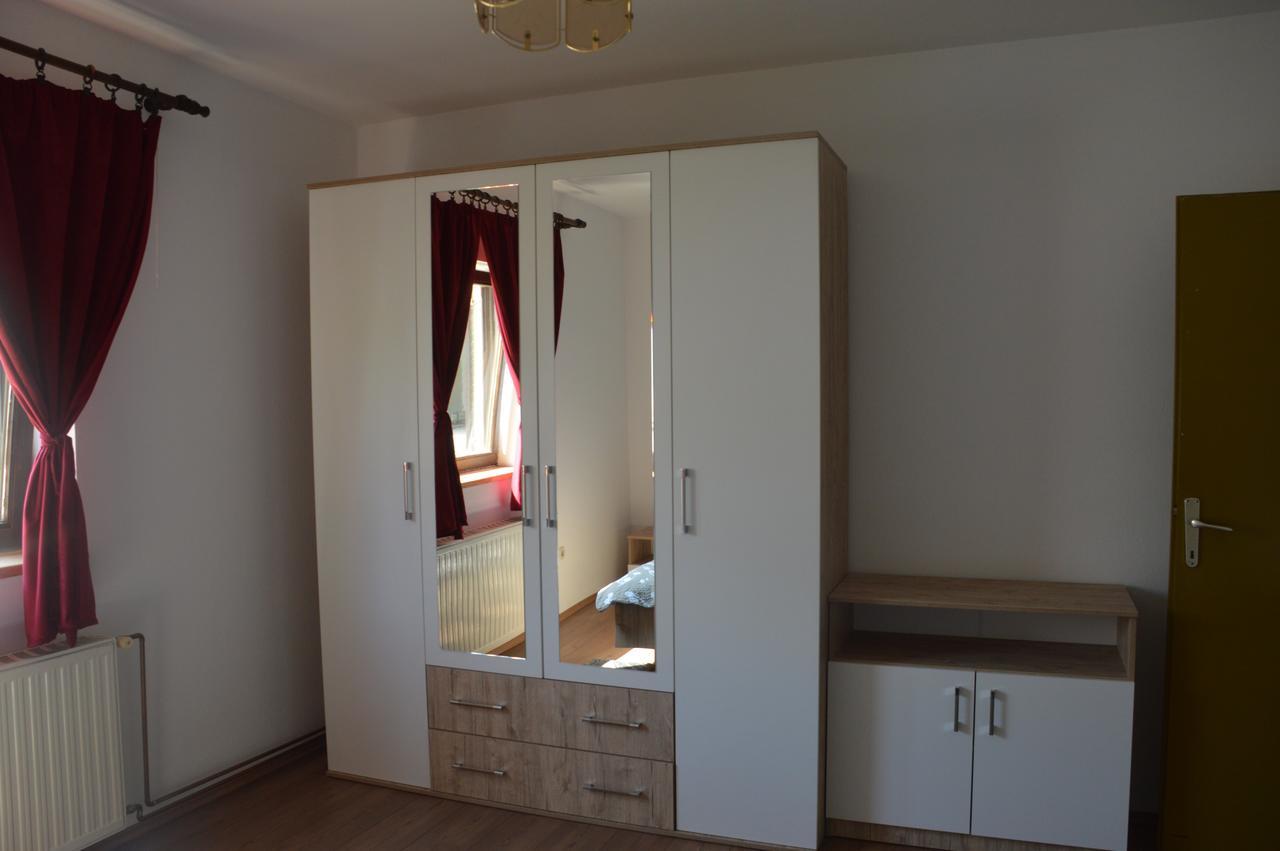 Apartment Gabi Smoljanac Buitenkant foto
